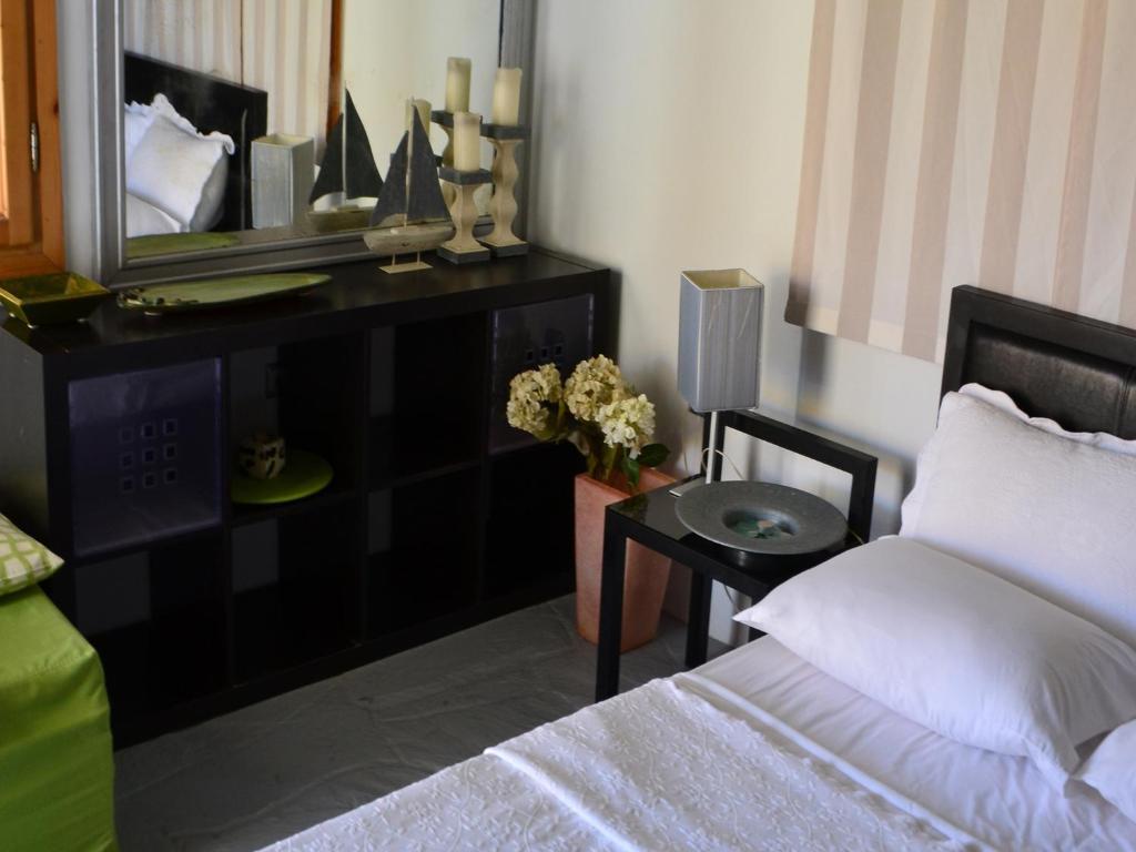 Irene'S Villas Andros Island Room photo